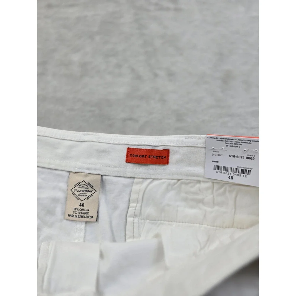 St. John's Bay Cargo Shorts Mens 40 White‎ Cotton Stretch Comfort Waistband NEW